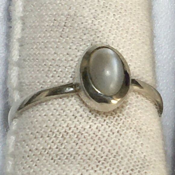 Sterling Silver Ring Size 7.5 Cat's Eye Moonstone Feldspar Cabochon Stone - Picture 6 of 13